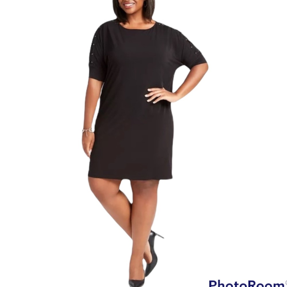 Michael Kors Black Short Sleeve Shift Dress 1X. NWT